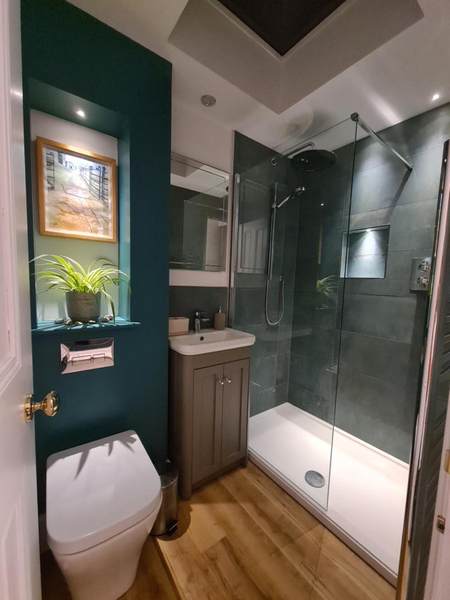 Вилла The Hideaway - Luxury Townhouse Вэрхэм Экстерьер фото